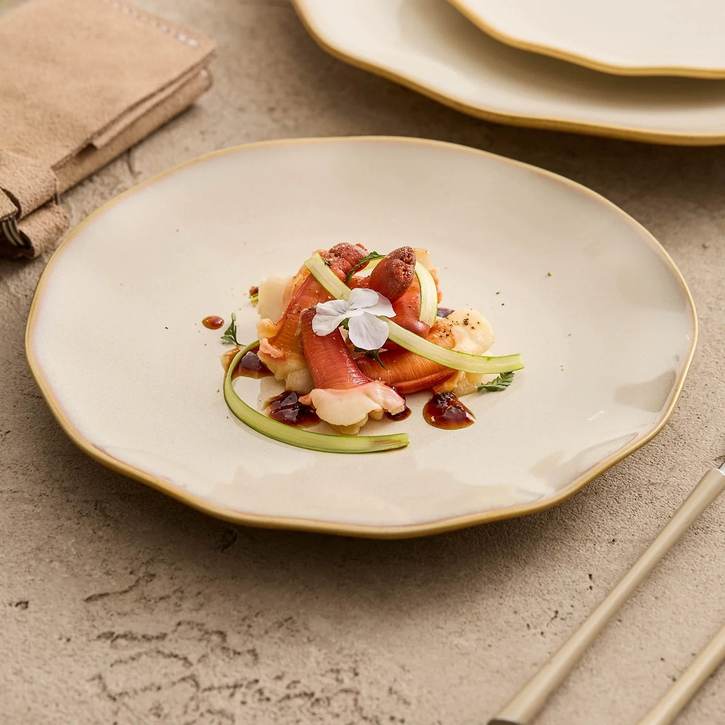 Artisanal Wavy-Edge Kiln-Glazed Shallow Plate – Horizon Series