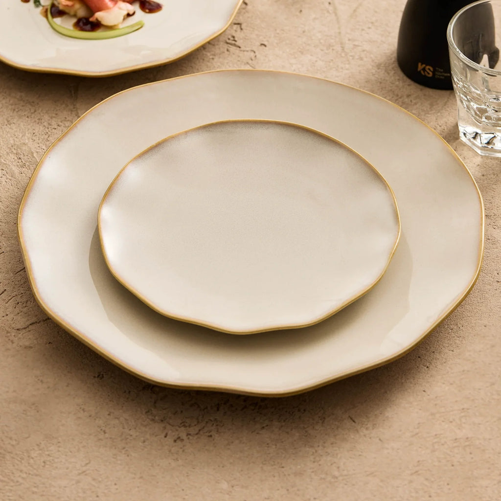 Artisanal Wavy-Edge Kiln-Glazed Shallow Plate – Horizon Series